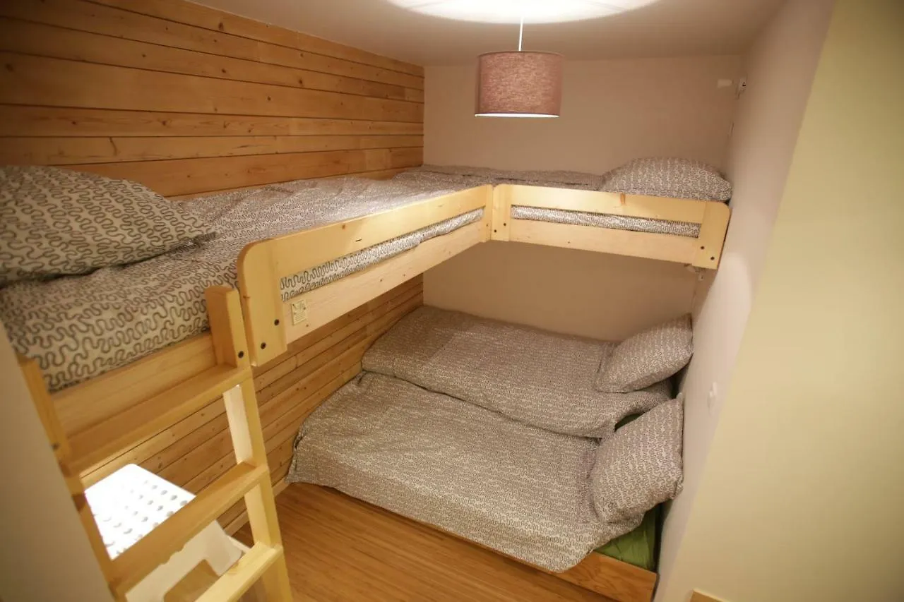Apartment Arc 1800 Appartement 4 Pieces Lauzieres Skis Aux Pieds Les Arcs